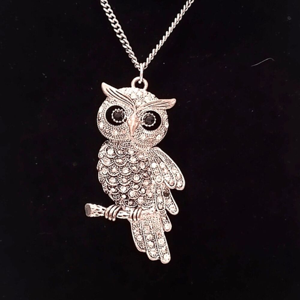 Silver Tone Rhinestone Encrusted Owl Pendant Necklace